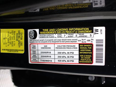 Used 2020 Toyota Highlander XLE AWD/4WD image 39