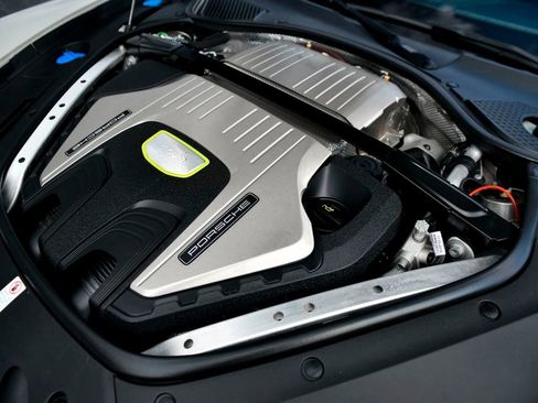 Used 2018 Porsche Panamera Turbo S image 26