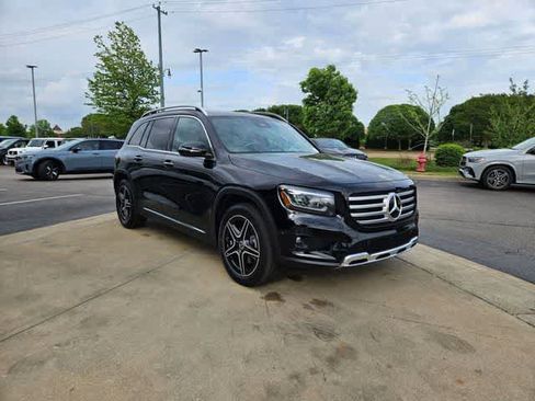 New 2026 Mercedes-Benz GLB 250 image 3