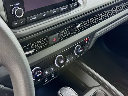Used 2023 Honda Accord EX image 15