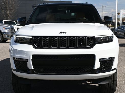 New 2025 Jeep Grand Cherokee L Summit AWD/4WD image 3