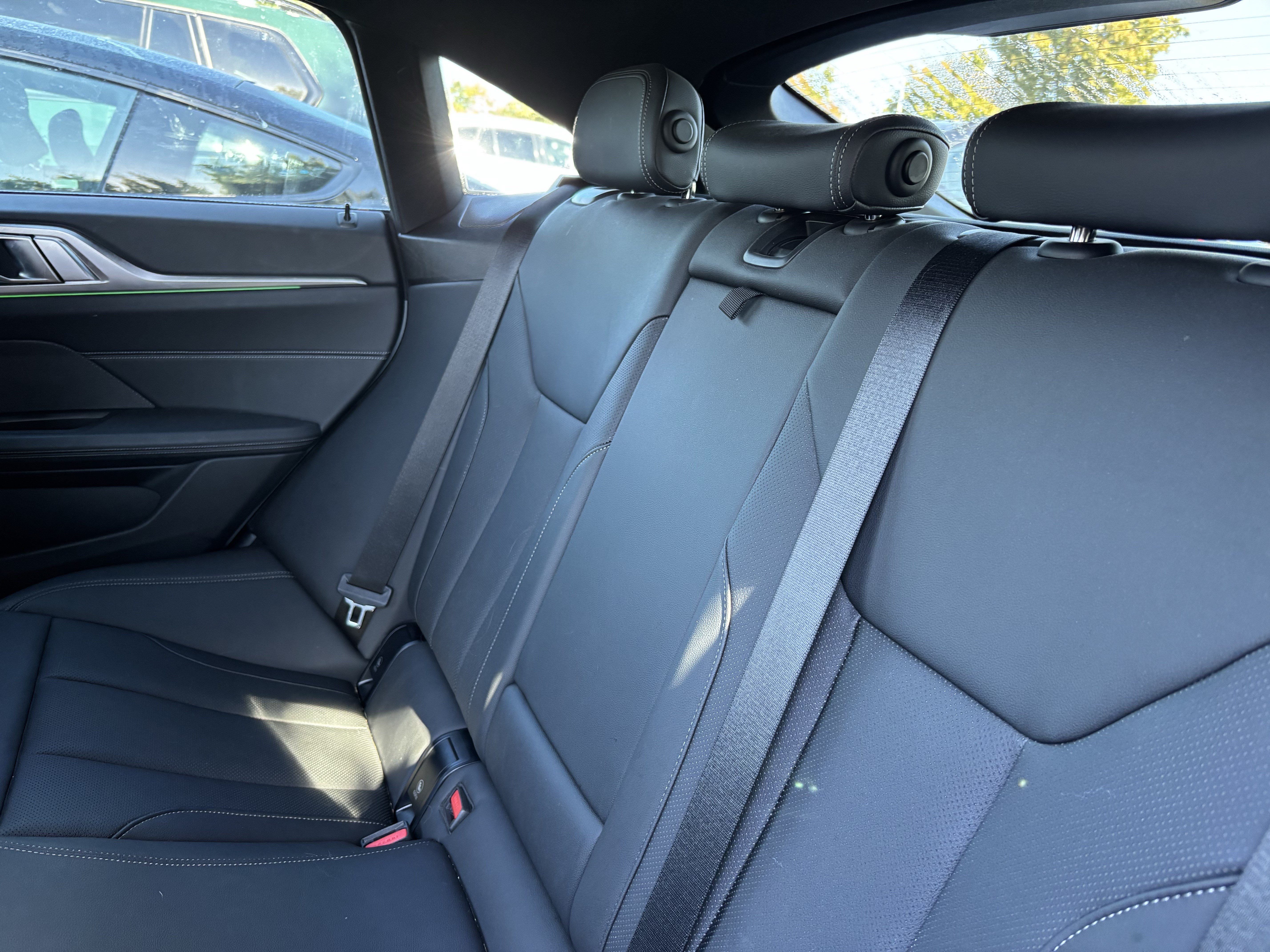 Certified 2024 BMW i4 eDrive35 w/ M Sport Package RWD image 32