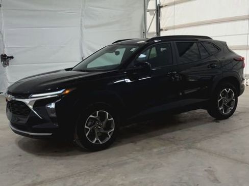 New 2026 Chevrolet Trax LT w/ Driver Confidence Package image 4