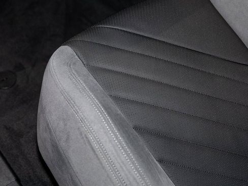 Used 2026 BMW iX xDrive60 w/ M Sport Package image 17