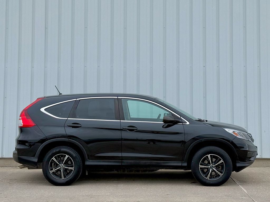 Used 2016 Honda CR-V LX image 7