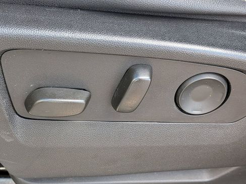 Used 2024 Chevrolet Tahoe Premier image 21