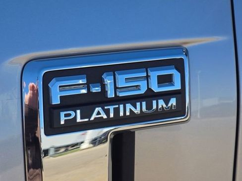 Used 2022 Ford F150 Platinum AWD/4WD image 30