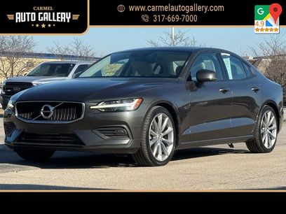 Used 2019 Volvo S60 T5 Momentum w/ Premium Package