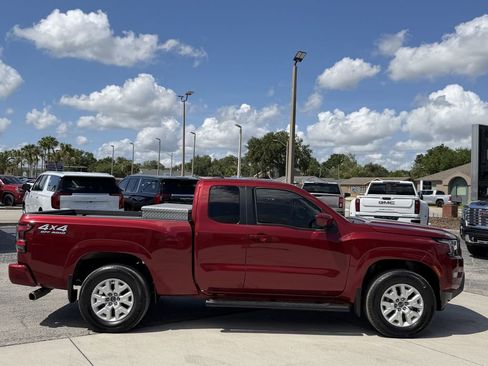Used 2023 Nissan Frontier SV w/ SV Convenience Package AWD/4WD image 4