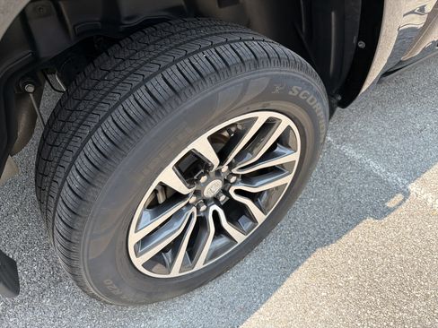 Used 2025 RAM 1500 Limited w/ Bed Utility Group AWD/4WD image 32