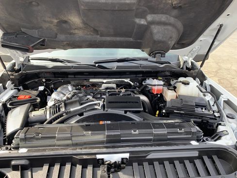 Used 2025 GMC Sierra 3500 AT4 w/ AT4 Premium Plus Package image 38