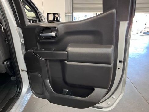 Used 2020 Chevrolet Silverado 1500 LT w/ All-Star Edition image 15