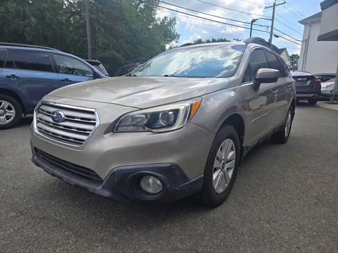 Used 2016 Subaru Outback 2.5i Premium AWD/4WD image 26