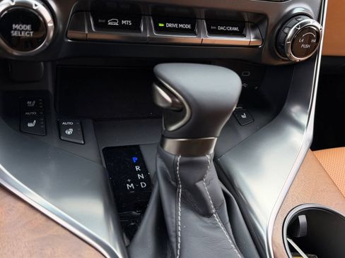 New 2026 Lexus LX 600 4WD w/ Luxury Package image 24