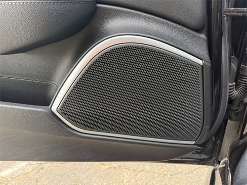 Used 2022 Alfa Romeo Giulia Veloce image 12