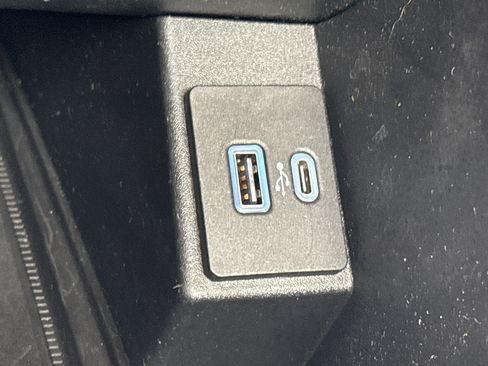 Used 2024 Ford Edge SEL w/ Convenience Package AWD/4WD image 24