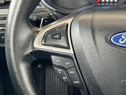 Used 2020 Ford Fusion SE AWD/4WD image 25