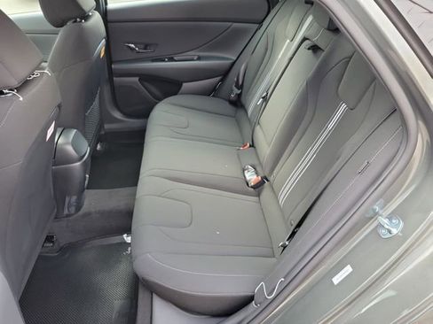 New 2026 Hyundai Elantra SEL Sport FWD image 22