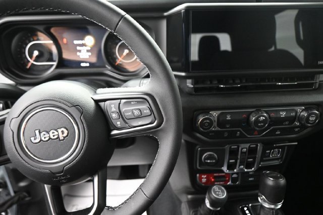 New 2026 Jeep Gladiator Sport AWD/4WD image 27