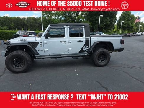 Used 2023 Jeep Gladiator Sport AWD/4WD image 1