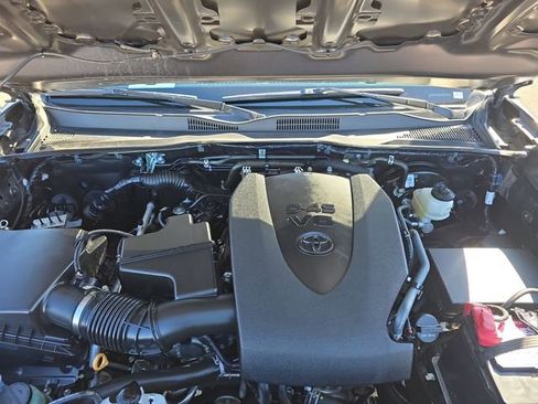 Used 2023 Toyota Tacoma SR image 27