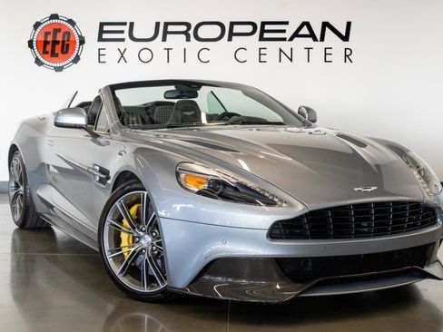 Used 2014 Aston Martin Vanquish Volante image 34