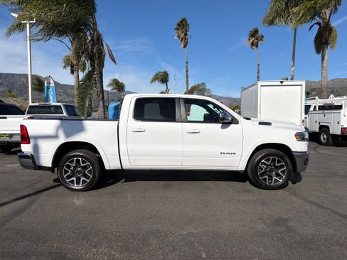 Used 2025 RAM 1500 Laramie image 9