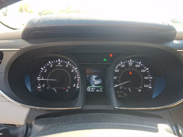 Used 2018 Toyota Avalon Limited w/ All Weather Liner Package FWD image 21