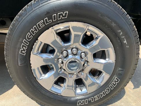 Used 2020 Ford F250 Lariat w/ Chrome Package AWD/4WD image 11