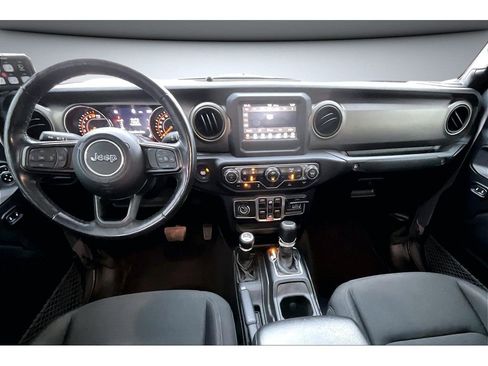 Used 2021 Jeep Gladiator Sport AWD/4WD image 17