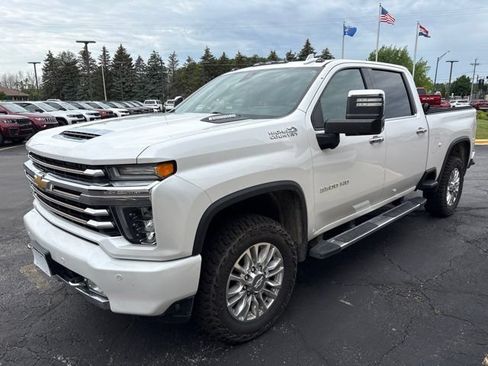 Used 2020 Chevrolet Silverado 3500 High Country w/ Z71 Off-Road Package AWD/4WD image 3
