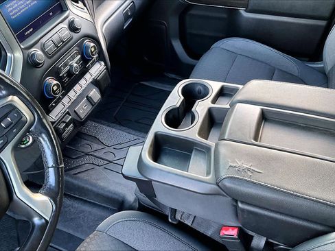 Used 2019 Chevrolet Silverado 1500 LT w/ Texas Edition image 13