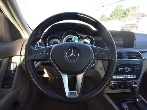 Used 2014 Mercedes-Benz C 250 Sedan image 28