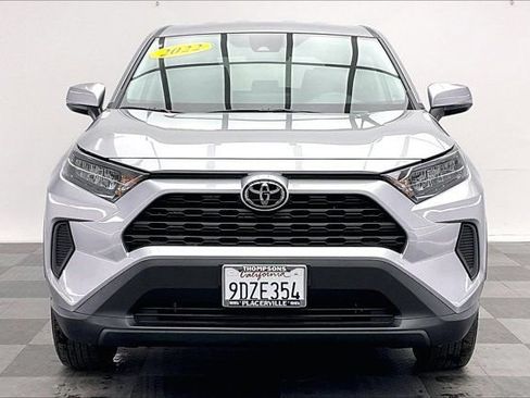 Used 2022 Toyota RAV4 LE AWD/4WD image 2
