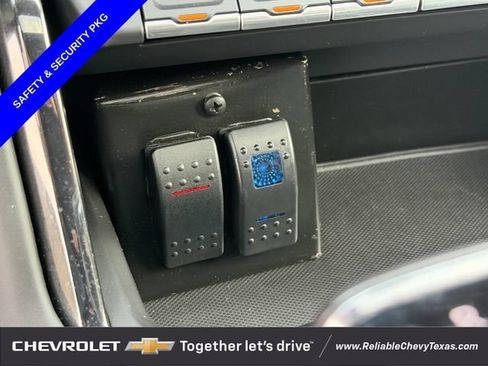 Used 2022 GMC Sierra 1500 AT4X AWD/4WD image 23