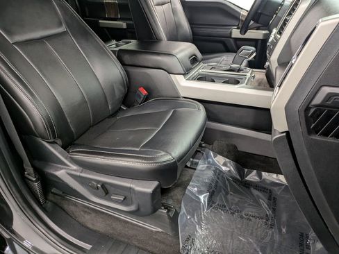 Used 2020 Ford F150 Lariat w/ Lariat Bed Utility Package image 28