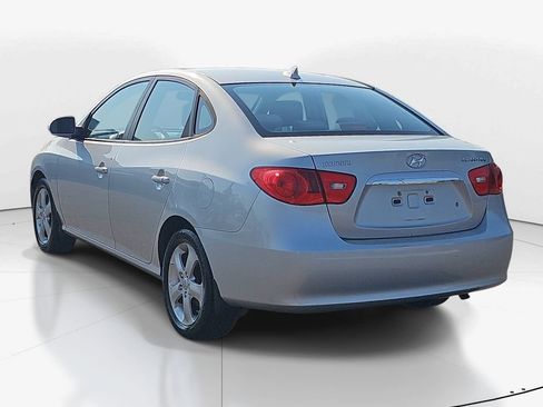 Used 2009 Hyundai Elantra SE FWD image 9