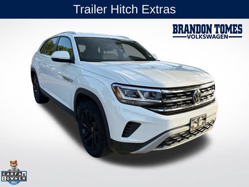 Used 2023 Volkswagen Atlas Cross Sport SE w/ Black Wheel Package AWD/4WD image 1
