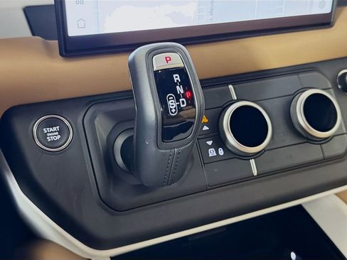 Certified 2025 Land Rover Defender 110 S AWD/4WD image 16