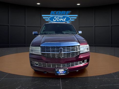 Used 2010 Lincoln Navigator 4WD image 8