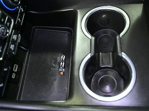 Used 2023 Chevrolet Tahoe LT image 23