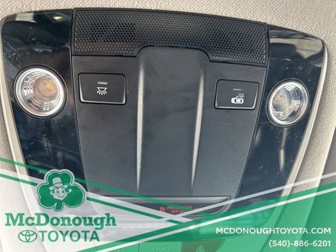 Used 2023 Kia Seltos S w/ Navigation Package AWD/4WD image 19