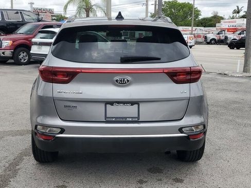 Used 2022 Kia Sportage EX FWD image 6