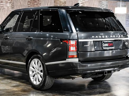 Used 2017 Land Rover Range Rover HSE AWD/4WD image 18