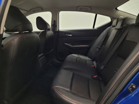 Used 2025 Nissan Altima 2.5 SR FWD image 18