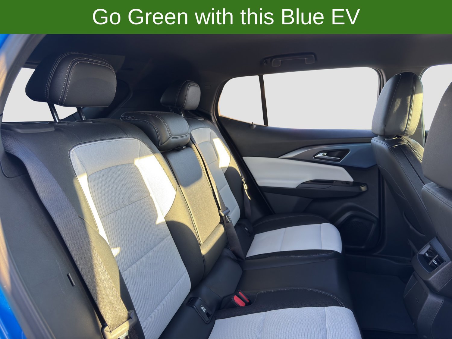 Certified 2024 Chevrolet Equinox EV LT FWD image 29