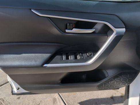 Used 2024 Toyota RAV4 XLE image 10