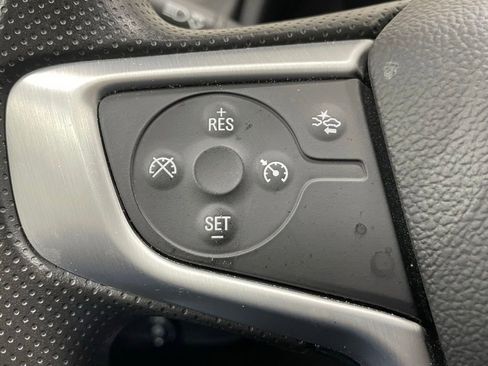 Used 2024 GMC Terrain SLE AWD/4WD image 24