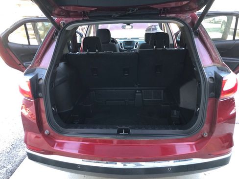 Used 2019 Chevrolet Equinox LT image 12