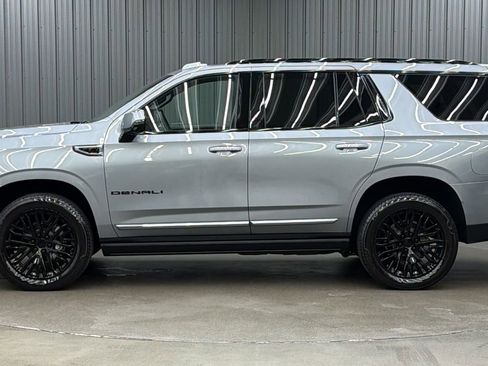 Used 2026 GMC Yukon Denali w/ Sun & Power Step Package image 2